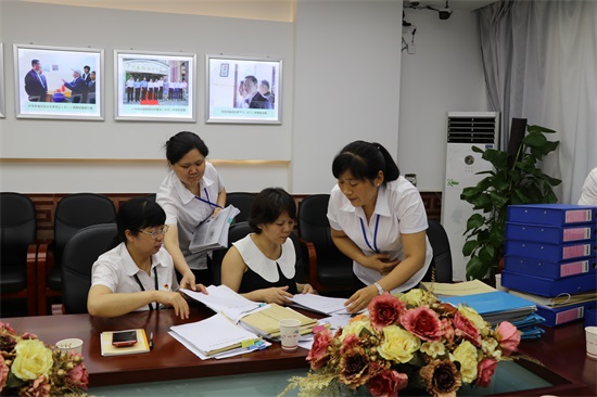 广州友好老年公寓 各局领导来我院开展养老福利机构安全生产大检查专项行动