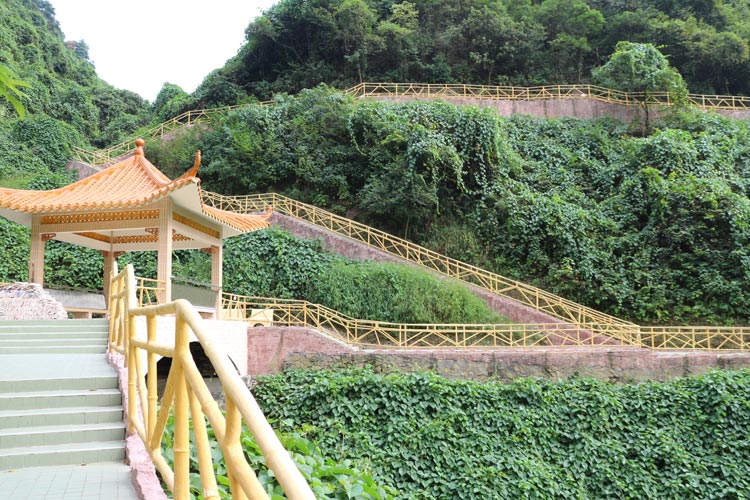 广州友好老年公寓 登山道